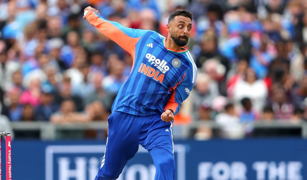 Asian Games से चोट के कारण बाहर हुए Varun Chakravarthy, BCCI विपराज निगम को देगी मौका! Asian Games से चोट के कारण बाहर हुए Varun Chakravarthy, BCCI विपराज निगम को देगी मौका!