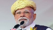 वडनगर से वैश्विक मंच तक नरेंद्र मोदी की राजनीतिक यात्रा वडनगर से वैश्विक मंच तक नरेंद्र मोदी की राजनीतिक यात्रा