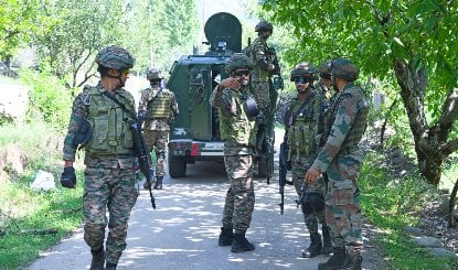 Jammu and Kashmir Udhampur Encounter | उधमपुर के जंगलों में सुरक्षा बलों और आतंकियों के बीच मुठभेड़, दो आतंकवादी ढेर, सर्च ऑपरेशन जारी