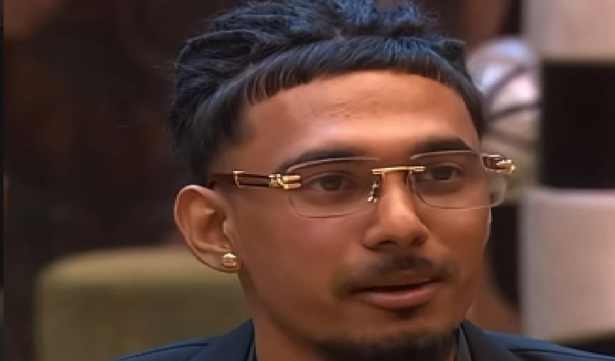 Bigg Boss 20 के घर में टूटी दोस्ती! कैप्टेंसी टास्क के बाद माही विज के बर्ताव पर रो पड़े Yung DSA, बोले- ‘मैंने माँ कहा था…’ Bigg Boss 20 के घर में टूटी दोस्ती! कैप्टेंसी टास्क के बाद माही विज के बर्ताव पर रो पड़े Yung DSA, बोले- ‘मैंने माँ कहा था…’