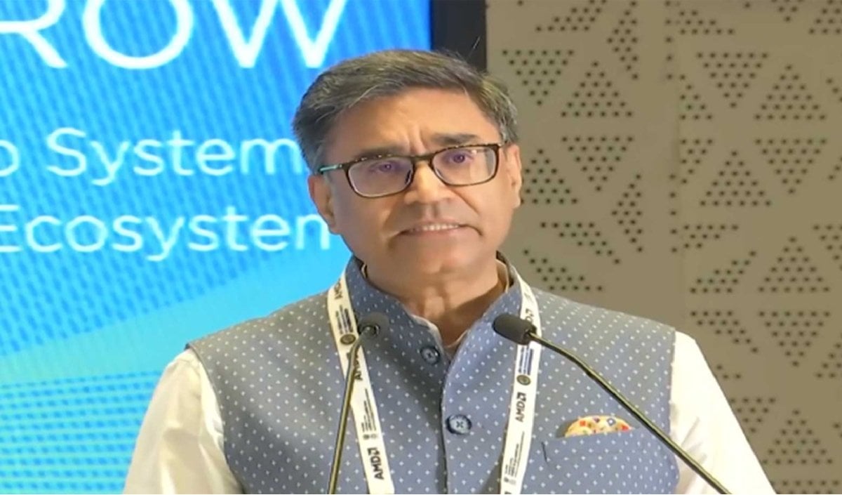 SEMICON India 2026 में बोले विदेश सचिव Vikram Misri, कोई भी देश अकेले Chip नहीं बनाता