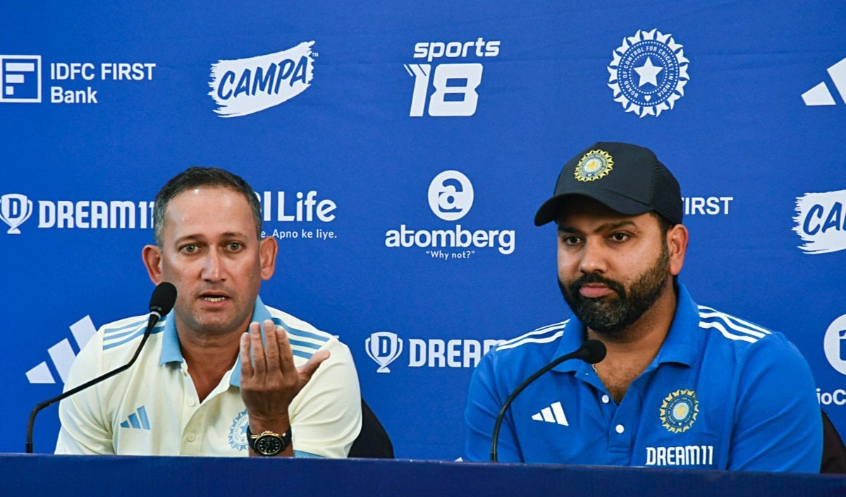 Team India में अंदरूनी कलह! Rohit Sharma के समर्थन के बाद BCCI से क्यों खफा हुए Ajit Agarkar? Team India में अंदरूनी कलह! Rohit Sharma के समर्थन के बाद BCCI से क्यों खफा हुए Ajit Agarkar?