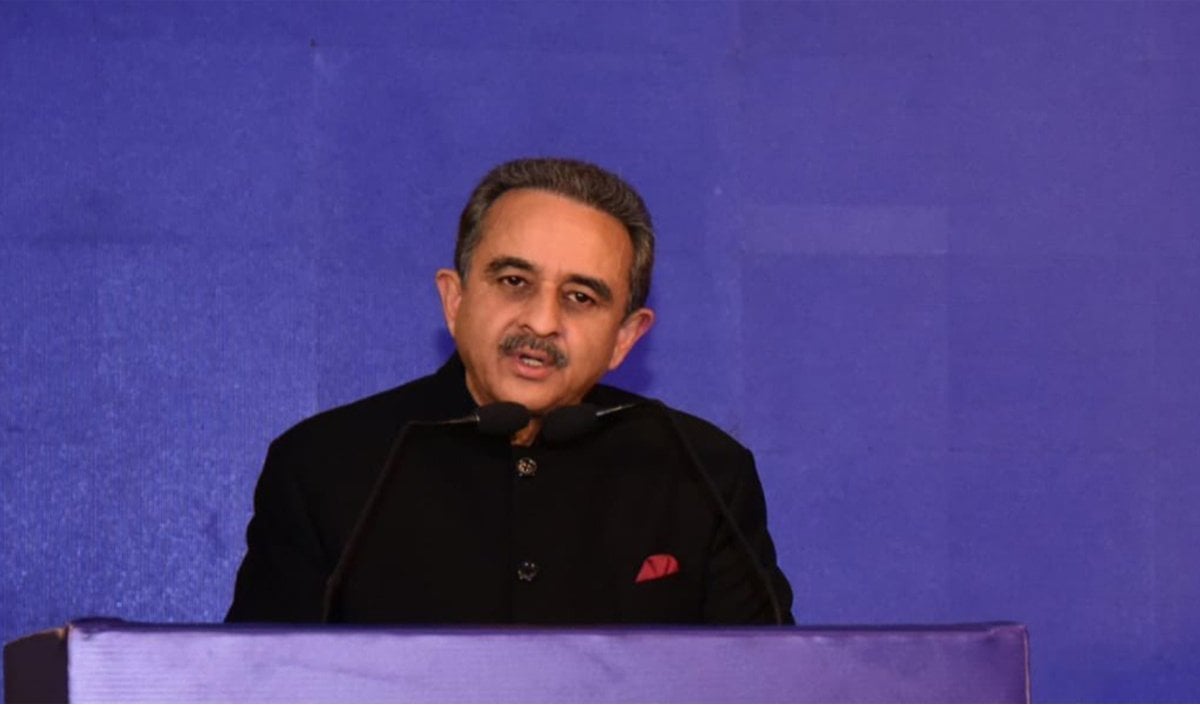 Kirti vardhan Kirti vardhan