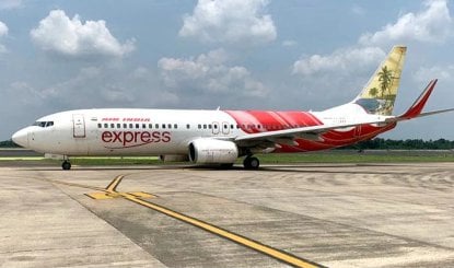 SpiceJet की घरेलू और International Flights लेट, Delhi Airport पर फंसे रहे 500+ यात्री