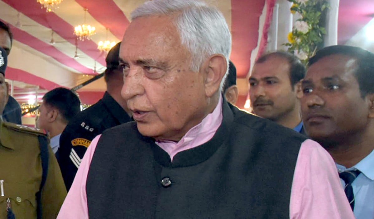 Bihar के MP Devesh Thakur ने फडणवीस से मराठी में बात कर जीता दिल, Viral हुआ वीडियो