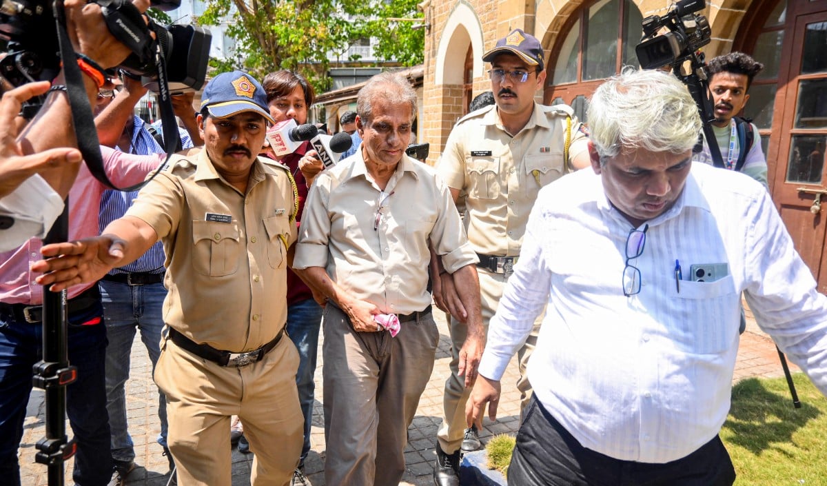 Disha Salian Case CBI Probe | बॉम्बे हाई कोर्ट के CBI जांच के आदेश के बाद भावुक हुए पिता, बोले- 6 साल से इसका इंतज़ार था...