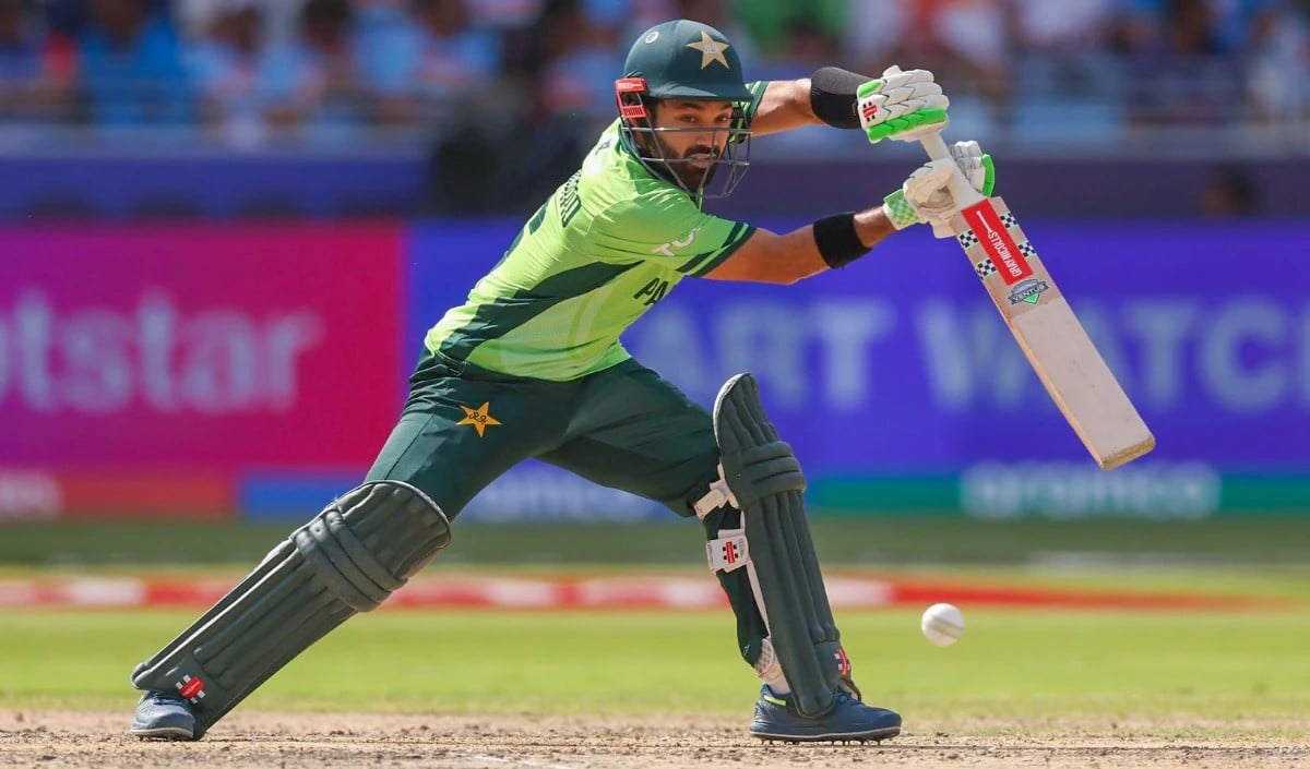 PCB का अल्टीमेटम: Selection Committee से 24 घंटे में मांगा जवाब, Rizwan-Imam के चयन पर मचा रार PCB का अल्टीमेटम: Selection Committee से 24 घंटे में मांगा जवाब, Rizwan-Imam के चयन पर मचा रार