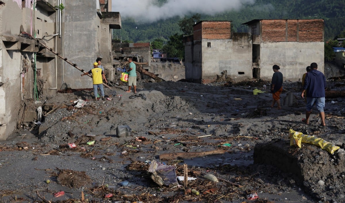 Nepal Flash Floods 2026 | मृतकों का आंकड़ा बढ़कर 1,127 हुआ, 4800 से अधिक अभी भी लापता, पुलिस का बड़ा खोज अभियान जारी