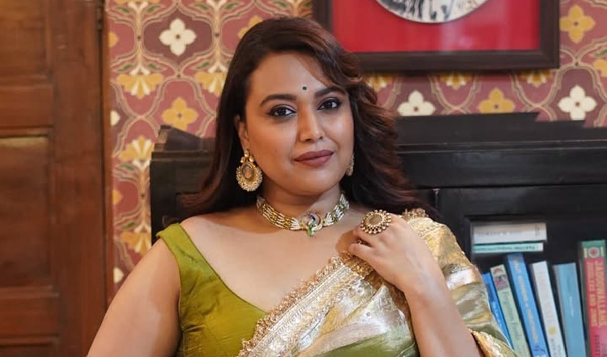 ’पद्मावत’ के जौहर सीन पर Swara Bhasker की सफाई: बोलीं—’मैंने कभी रानी पद्मावती को डरपोक नहीं कहा, मेरी बात का गलत मतलब निकाला गया’ ’पद्मावत’ के जौहर सीन पर Swara Bhasker की सफाई: बोलीं—’मैंने कभी रानी पद्मावती को डरपोक नहीं कहा, मेरी बात का गलत मतलब निकाला गया’