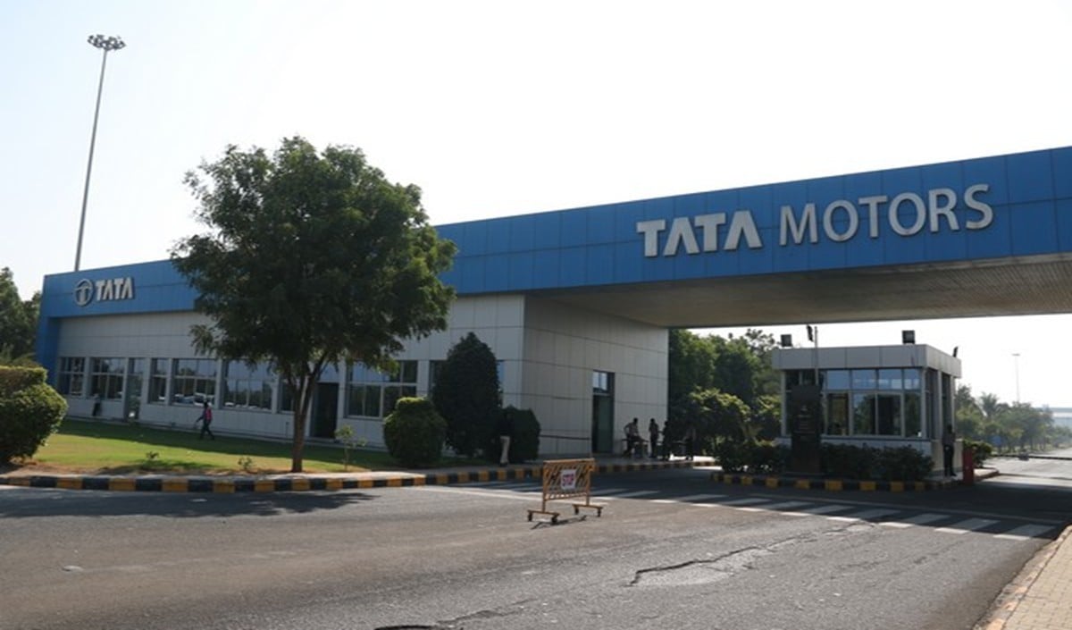 अगस्त में Maruti का दबदबा बरकरार, लेकिन Tata Motors की 59% Sales Growth ने सबको पीछे छोड़ा
