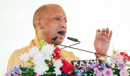 CM Yogi ने UPCOS लॉन्च कर पिछली सरकारों पर साधा निशाना, आउटसोर्स कर्मचारी बोझ नहीं, संपत्ति हैं