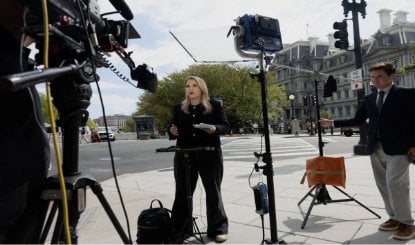 Donald Trump ने रद्द किए पत्रकारों के प्रेस क्रेडेंशियल, CNN और Politico पहुंचे कोर्ट
