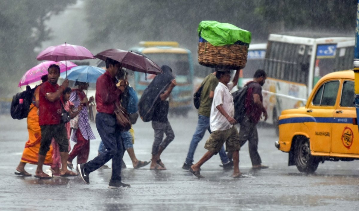 Kerala Rain Havoc | केरल में कुदरत का कहर! भारी बारिश, भूस्खलन और अचानक आई बाढ़ से 5 की मौत और 2 लापता