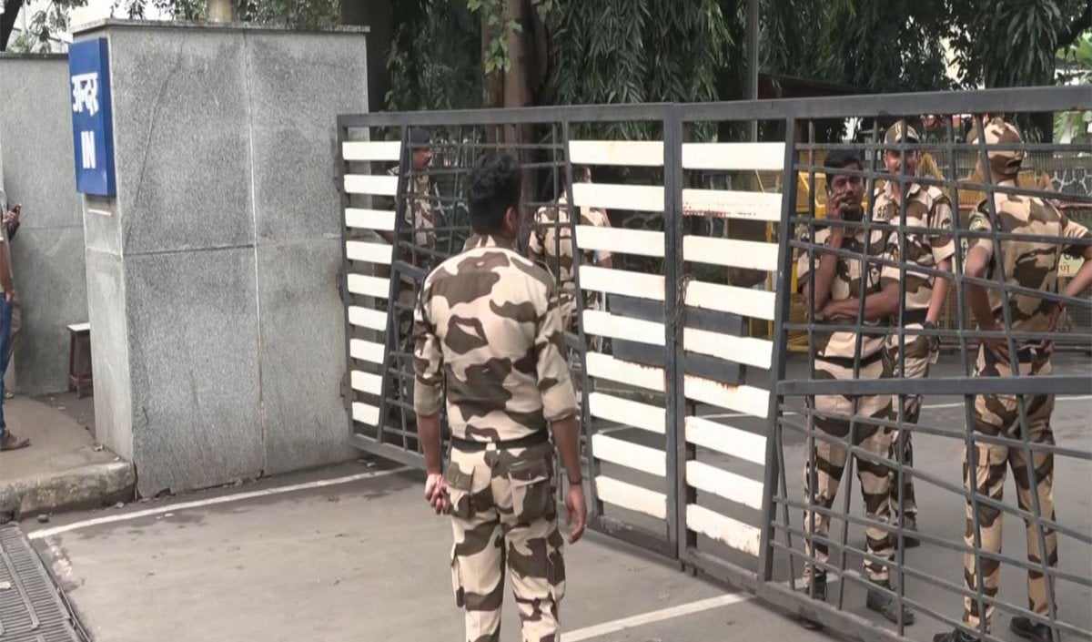 IIT बॉम्बे छात्र आत्महत्या मामला: CCTV फुटेज से सामने आया घटनाक्रम; परीक्षा हॉल से निकलने के बाद हॉस्टल में साहिल के आखिरी कदम कैद