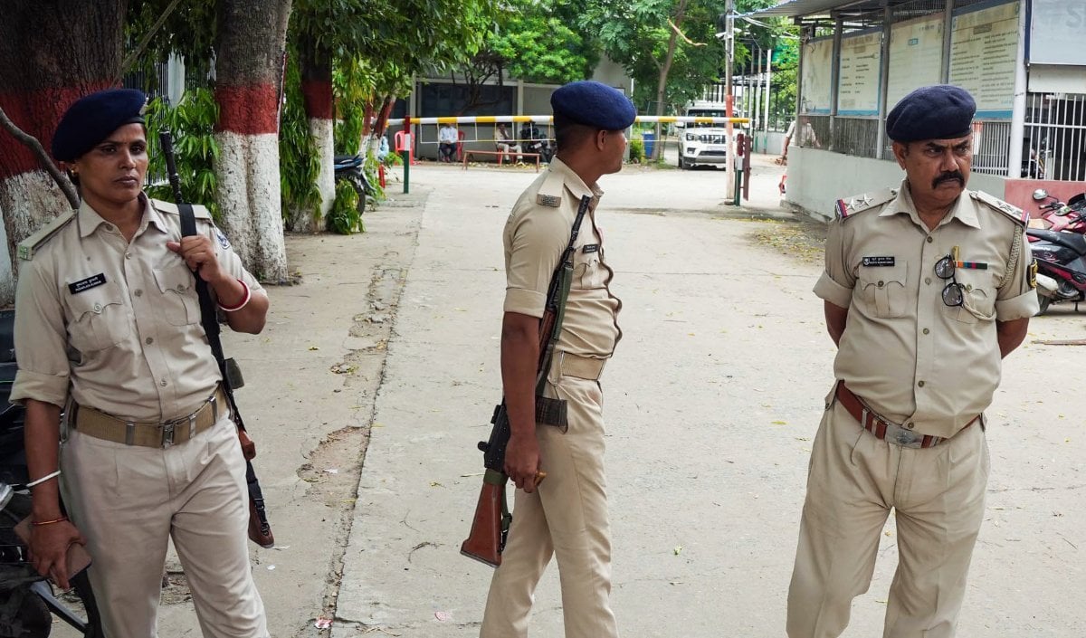 Bihar Harassment Case | जमुई में कोचिंग से लौट रहे नाबालिगों से बर्बरता व छेड़छाड़, वीडियो वायरल होने के बाद बढ़ा जनाक्रोश, SIT गठित, 3 गिरफ्तार