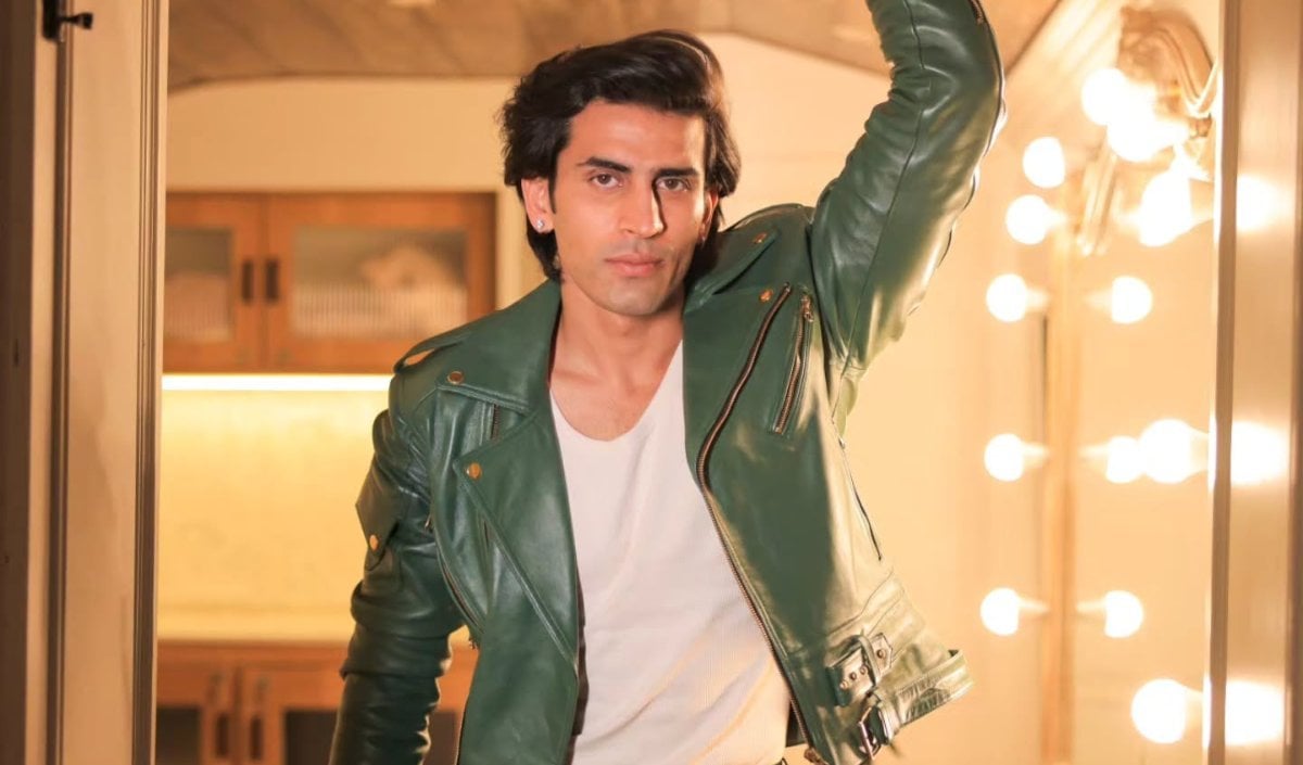 Bigg Boss 20 | Kushal Tanwar उर्फ ‘गुल्लू’ ने तोड़ी चुप्पी, वायरल तस्वीरों का सच बताते हुए कहा- ‘6 महीने में ही हो गया था तलाक, प्यार नहीं था’ Bigg Boss 20 | Kushal Tanwar उर्फ ‘गुल्लू’ ने तोड़ी चुप्पी, वायरल तस्वीरों का सच बताते हुए कहा- ‘6 महीने में ही हो गया था तलाक, प्यार नहीं था’