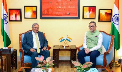 SIR पर अंदरूनी मतभेद की खबरों को चुनाव आयोग ने किया खारिज, कहा-