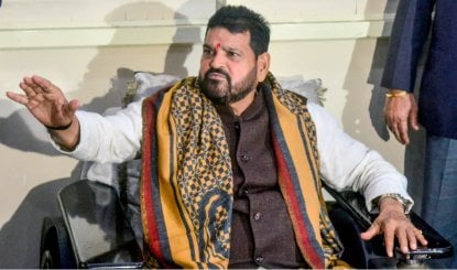 यौन शोषण के मामले में बृजभूषण शरण सिंह की बढ़ेंगी मुश्किलें?  फिर कोर्ट पहुंचीं 4 महिला रेसलर, याचिका में फैसले को 
