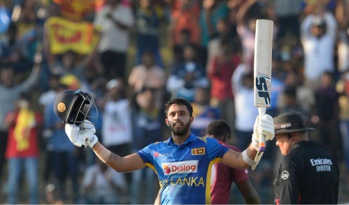 Kusal Mendis ने England के खिलाफ 82 गेंदों में पूरा किया ODI शतक, बनाए कई रिकॉर्ड Kusal Mendis ने England के खिलाफ 82 गेंदों में पूरा किया ODI शतक, बनाए कई रिकॉर्ड