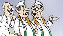 बरसात में तैरते अवसर (व्यंग्य)
