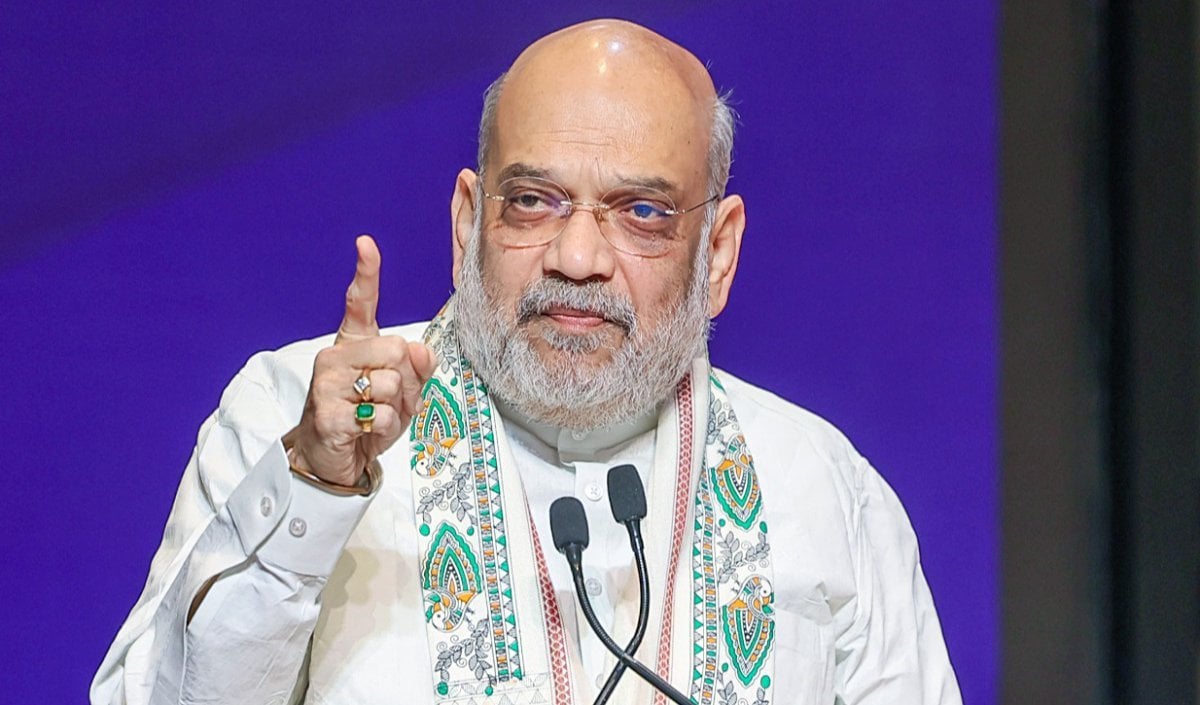 Amit Shah ने रवाना की देश की पहली LNG Train, 1,500 करोड़ से ज्यादा की रेल परियोजनाओं का शुभारंभ