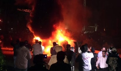Prabhasakshi NewsRoom: LPU Violence का पूरा सच क्या है? किसने फैलाई अफवाह? किसने भड़काई आग? किसने करवाई लूट?