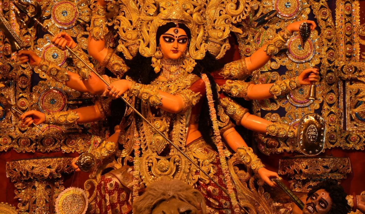 Shardiya Navratri 2026: हाथी पर सवार होकर आएंगी मां दुर्गा, 3 राशियों के शुरू होंगे अच्छे दिन Shardiya Navratri 2026: हाथी पर सवार होकर आएंगी मां दुर्गा, 3 राशियों के शुरू होंगे अच्छे दिन
