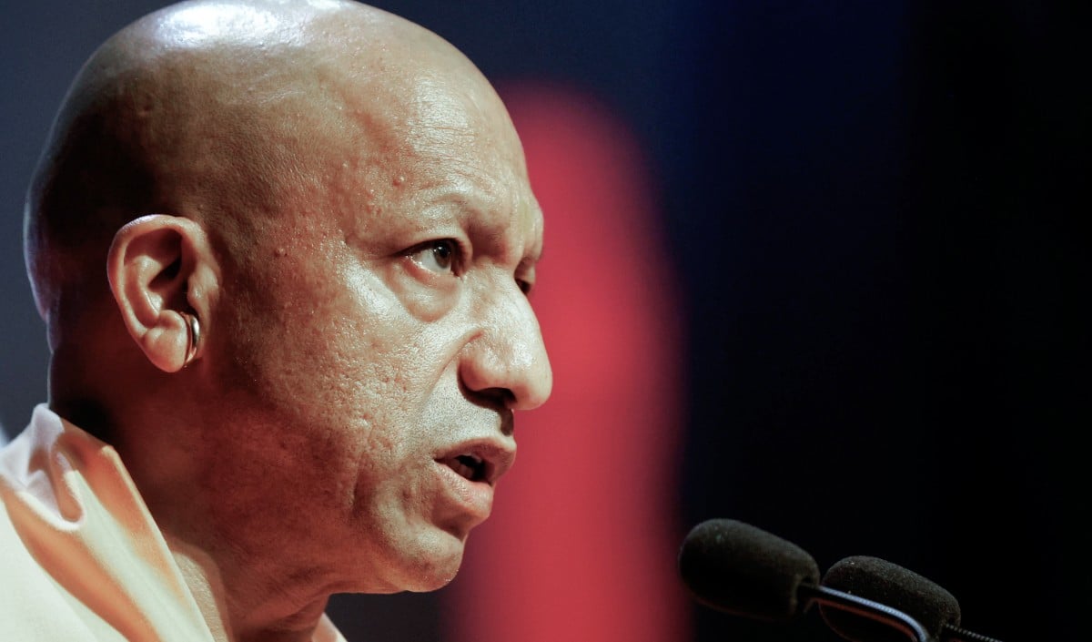 CM Yogi का मथुरा से बड़ा संदेश: UP अब दंगे-कर्फ्यू मुक्त, Festivals बनी पहचान