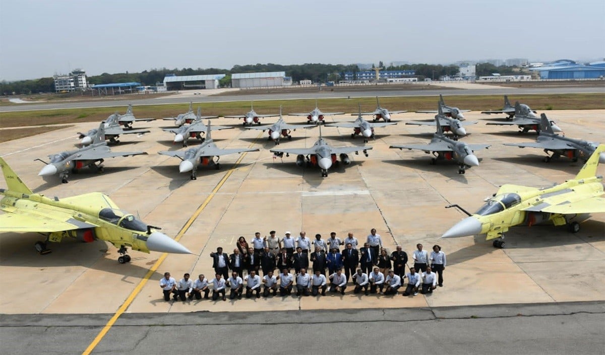 तेजस Mk1A को बड़ा बूस्ट मिला, HAL को 3 और GE F404 इंजन मिले, कुल डिलीवरी 10 तक पहुंची