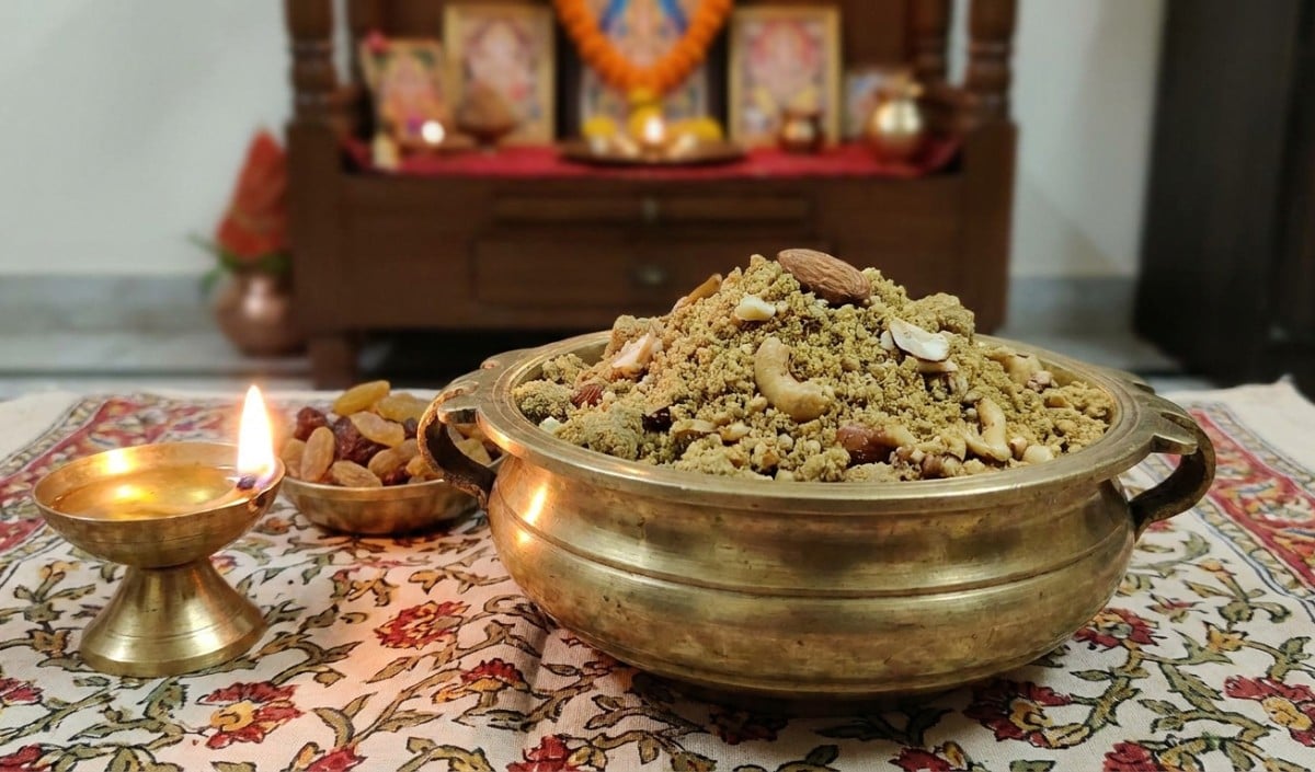 Dhaniya Panjiri Dhaniya Panjiri