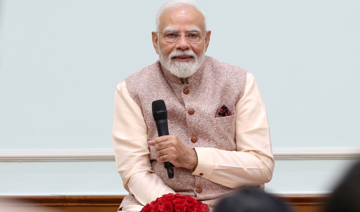 PM Modi का Teachers को संदेश: बच्चों का Screen Time घटाकर Creative बनाएं