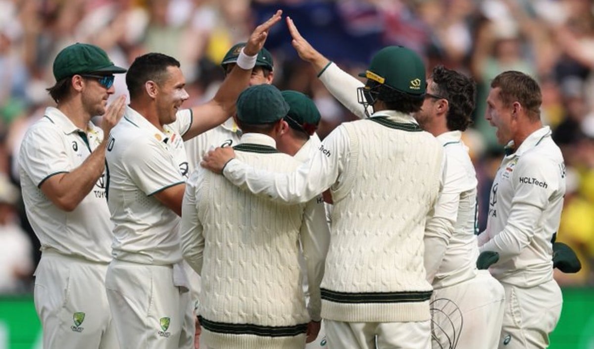South Africa दौरे के लिए Australia की 16-सदस्यीय Team घोषित, Cummins और Starc संभालेंगे गेंदबाजी की कमान South Africa दौरे के लिए Australia की 16-सदस्यीय Team घोषित, Cummins और Starc संभालेंगे गेंदबाजी की कमान
