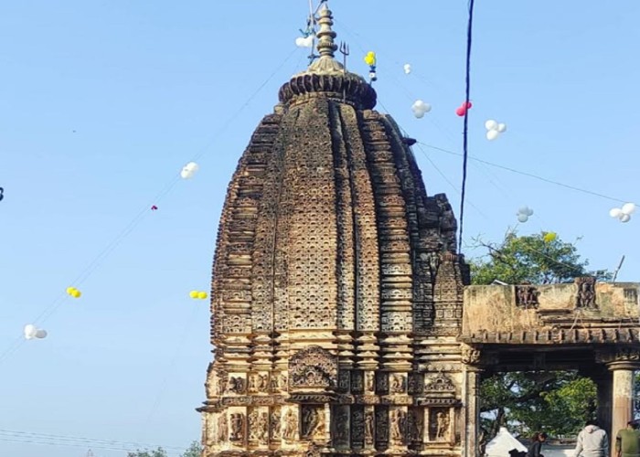 Lord Shiva को समर्पित Maihar का Gola Math Temple, जानिए इसकी अनूठी Architecture का सच