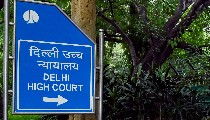 आप अपनी ज़िम्मेदारी से बच नहीं सकते: Satya Niketan PG हादसे पर HC की कड़ी फटकार