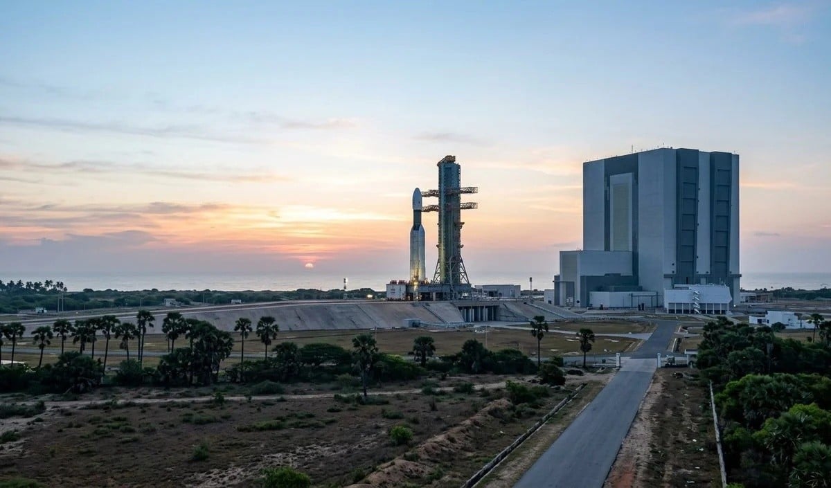 ISRO Privatization की खबरों पर विराम: V Narayanan ने कर्मचारियों को दिया भरोसा, बताया क्या है भविष्य का Space Plan