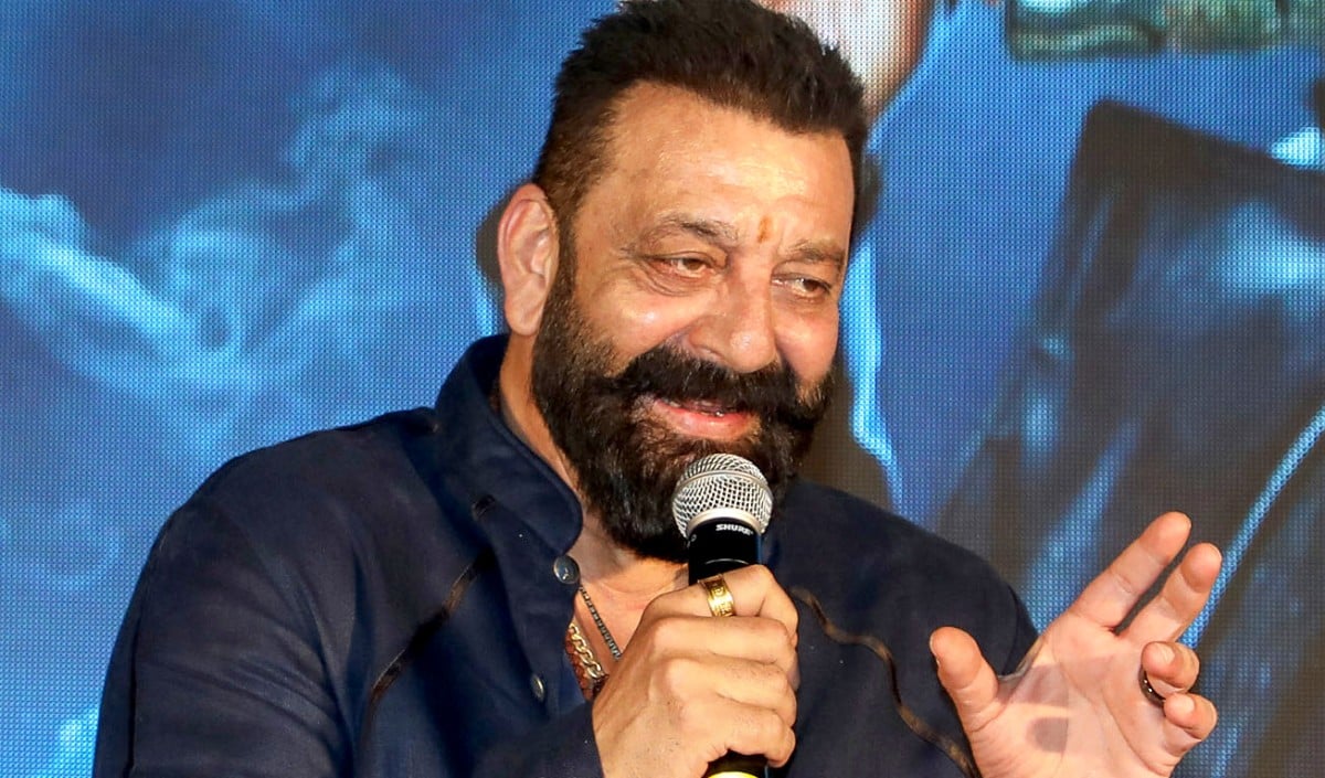 मराठी में बोलने की मंत्री की रिक्वेस्ट पर Sanjay Dutt का मजेदार जवाब, 6 साल यरवदा जेल में रहा, तब भी मराठी नहीं सीख पाया मराठी में बोलने की मंत्री की रिक्वेस्ट पर Sanjay Dutt का मजेदार जवाब, 6 साल यरवदा जेल में रहा, तब भी मराठी नहीं सीख पाया