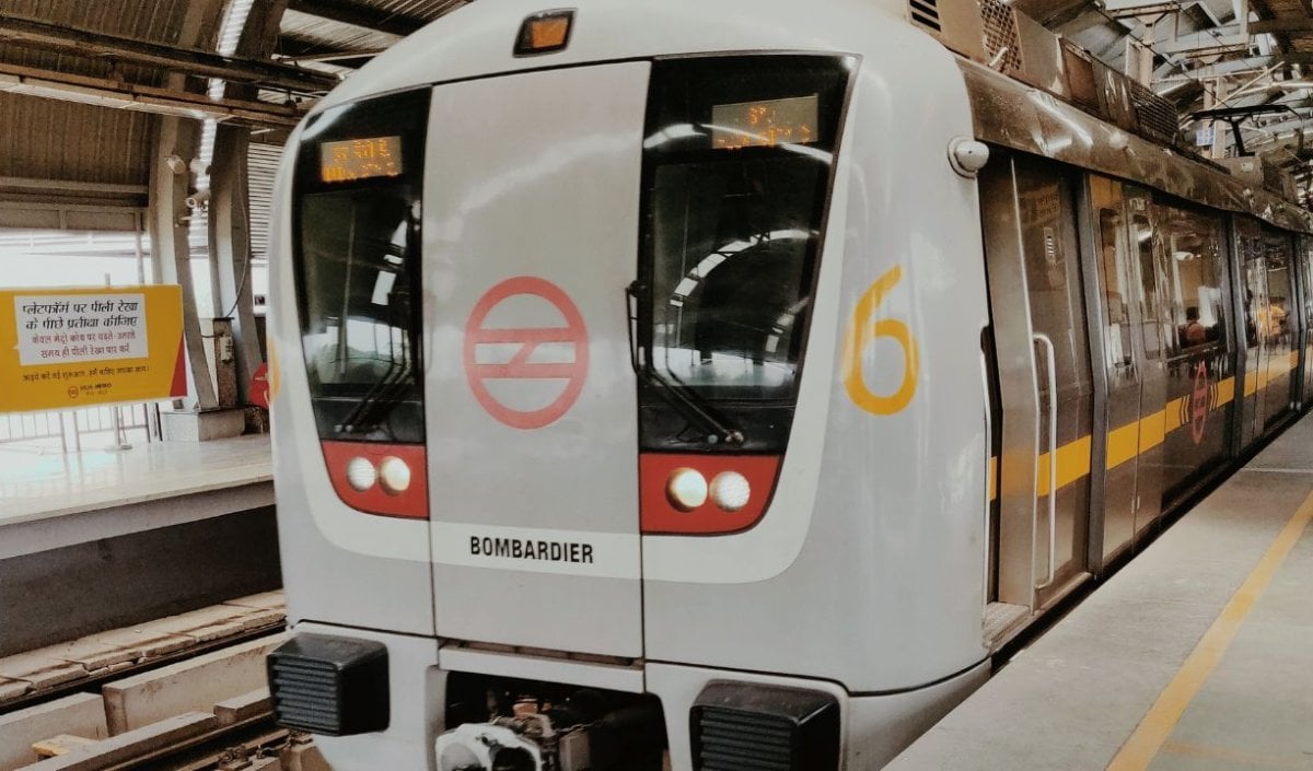 Delhi Metro Viral Trend Delhi Metro Viral Trend