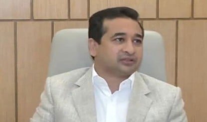 Maharashtra News: गरबा पंडालों में आधार कार्ड और तिलक जरूरी, Nitesh Rane ने Muslim एंट्री पर रोक का किया समर्थन