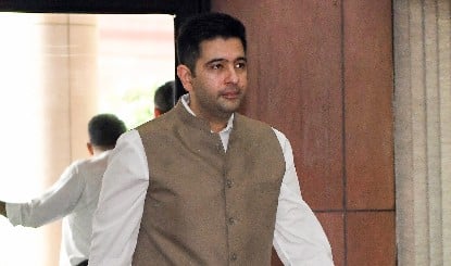 दिल्ली की मतदाता सूची में राघव चड्ढा का नाम शामिल, AAP ने उठाए प्रक्रिया पर सवाल