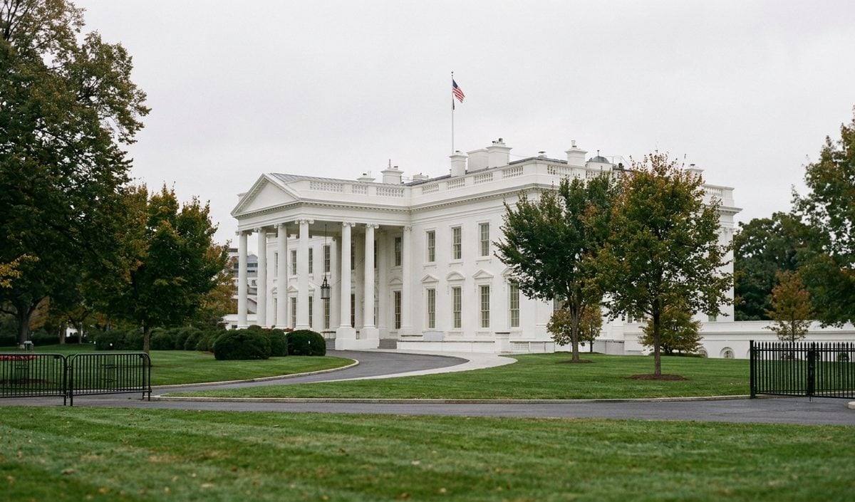 Canada के डेयरी उत्पादों और बाइकों पर US White House का नया बैन Canada के डेयरी उत्पादों और बाइकों पर US White House का नया बैन