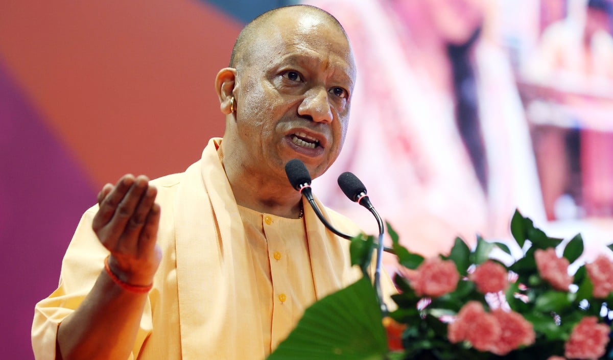 Yogi Adityanath का बड़ा ऐलान: Anganwadi और Basic स्कूल बनेंगे विकसित भारत की रीढ़
