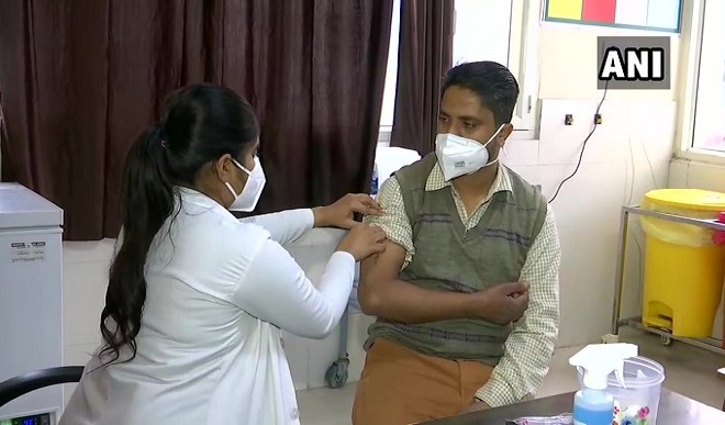 कोविड-19 इलाज दरों को क्लीनिक और नर्सिग होम में प्रदर्शित करने के र्निदेश