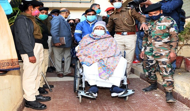 लालू यादव की तबीयत बिगड़ी, दिल्ली AIIMS में हो सकते हैं शिफ्ट
