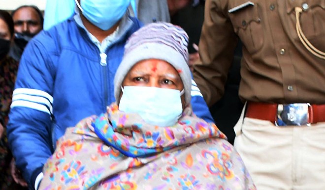 लालू यादव से संबंधित जेल नियमावली उल्लंघन मामले में सरकार और रिम्स से नाराज उच्च न्यायालय