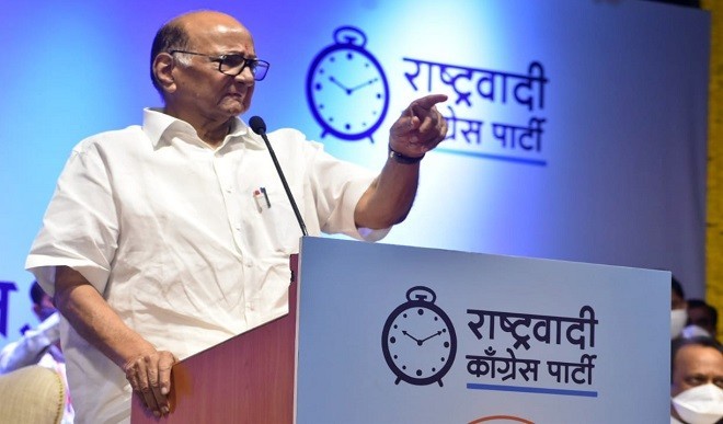 NCP चीफ शरद पवार ने ‘सीरम इंस्टीट्यूट ऑफ इंडिया’ का किया दौरा