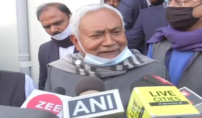 नीतीश ने की लालू यादव के जल्द स्वस्थ होने की कामना, पर फोन कर नहीं जानेंगे हाल