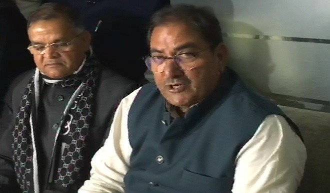 अभय सिंह चौटाला ने कृषि कानूनों को लेकर हरियाणा विधानसभा से दिया इस्तीफा