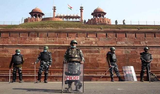 लाल किला हिंसा मामले में अभिनेता दीप सिद्धू और लक्खा सिधाना के खिलाफ मामला दर्ज