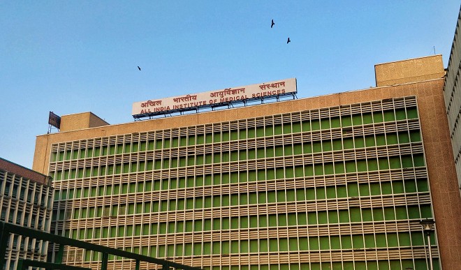 मेडिकल क्षेत्र में बनाना चाहते हैं अपना कॅरियर तो भारत के इन टॉप कॉलेजों के बारे में जान लें
