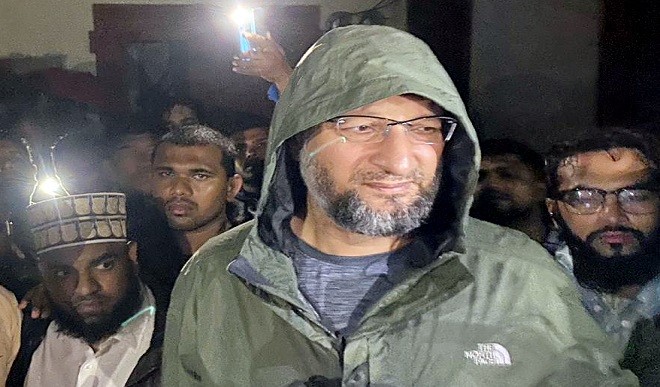 असदुद्दीन ओवैसी के विधायकों ने नीतीश कुमार से की मुलाकात, JDU में शामिल होने को लेकर अटकलें तेज